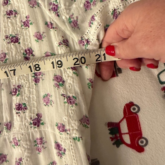 Ivy City Co Floral White and Purple Dress - Picture 12 of 12